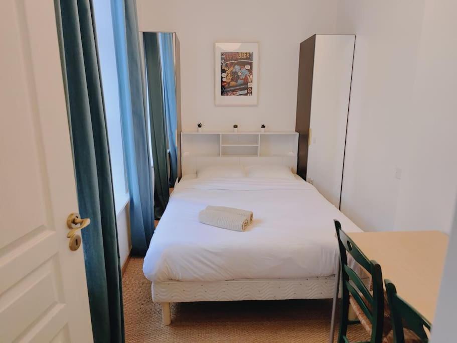 Appartement Lumineux Et Calme Parking Gratuit Lille Exterior foto